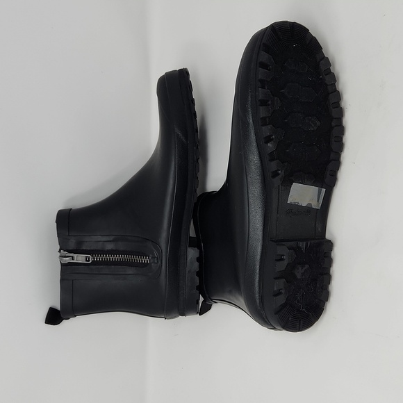 Madewell Zip-up Lugsole Rain Boot Black, sz 11 - Picture 4 of 10